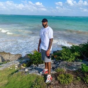 Meet your Posher, Nikhil